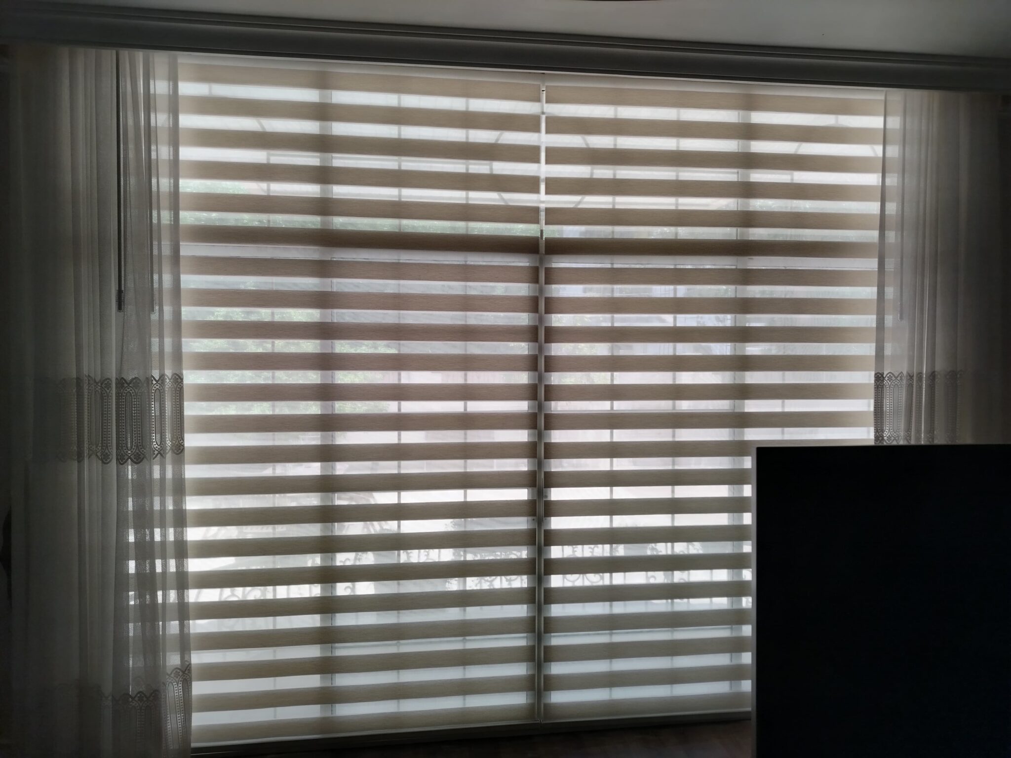 Blinds Abu Dhabi for Homes and Offices