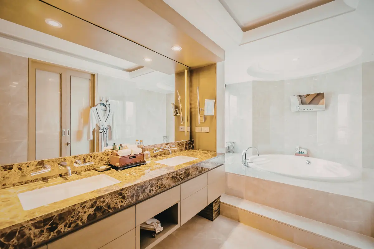 luxury vinyl flooring providing stylish and durable flooring solution in Abu Dhabi homes