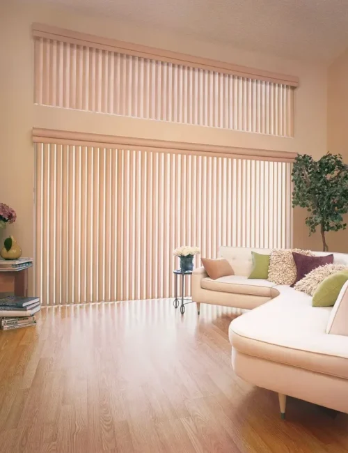 Vertical and roller blinds on a window-vivid curtains abu dhabi